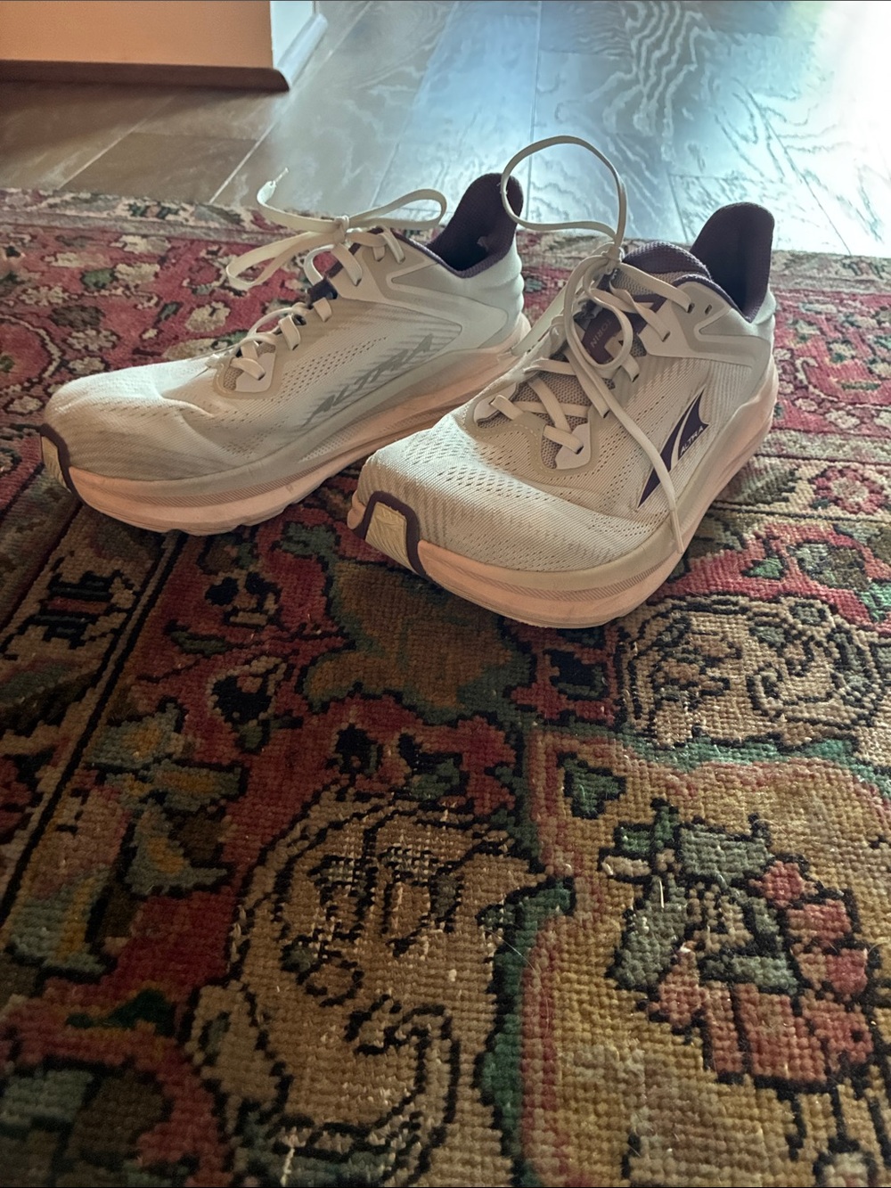 Altra Women's White and Gray Athletic Running Shoes
